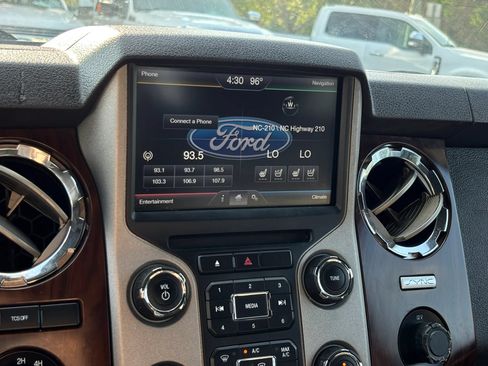 Used 2016 Ford F350 Lariat w/ Lariat Ultimate Package AWD/4WD image 40