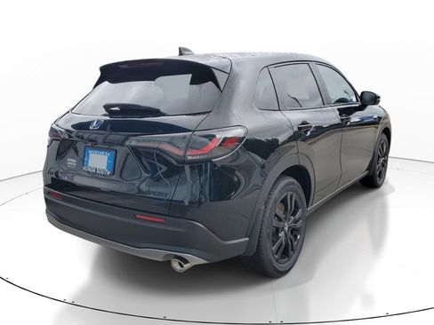 New 2027 Honda HR-V Sport image 6