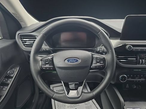 Certified 2024 Ford Escape Active AWD/4WD image 12
