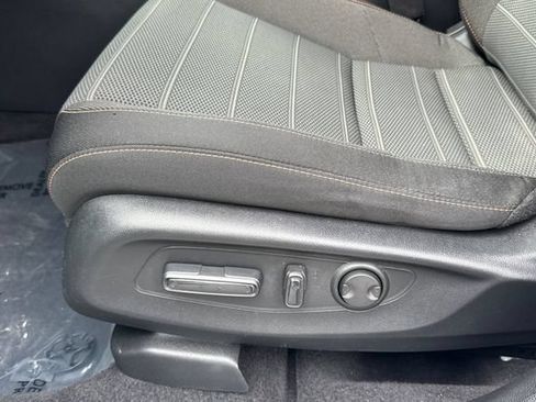 Used 2023 Honda CR-V Sport image 13
