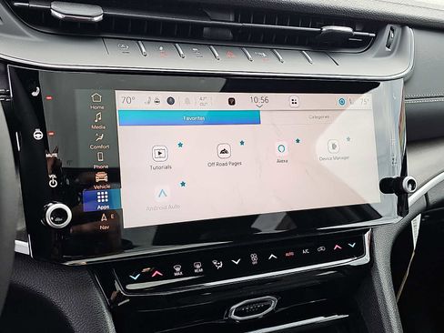 New 2026 Jeep Grand Cherokee Limited image 17