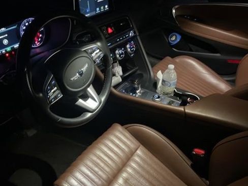 Used 2021 Genesis G70 2.0T w/ Elite Package image 3