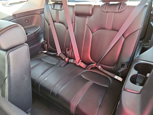 Used 2024 Honda Pilot EX-L image 39