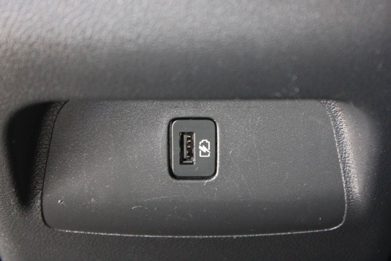 Used 2023 Nissan Sentra SR FWD image 40