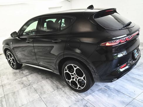 Used 2024 Alfa Romeo Tonale Ti AWD/4WD image 4