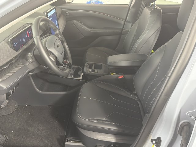 Used 2026 Ford Mustang Mach-E Select RWD image 19