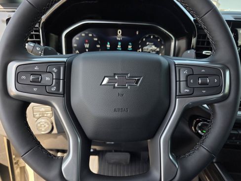 New 2026 Chevrolet Silverado 1500 RST w/ Z71 Off-Road Package AWD/4WD image 16