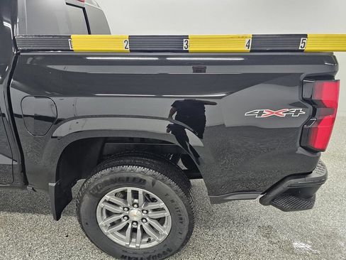 Used 2026 Chevrolet Colorado LT w/ LT Convenience Package AWD/4WD image 10