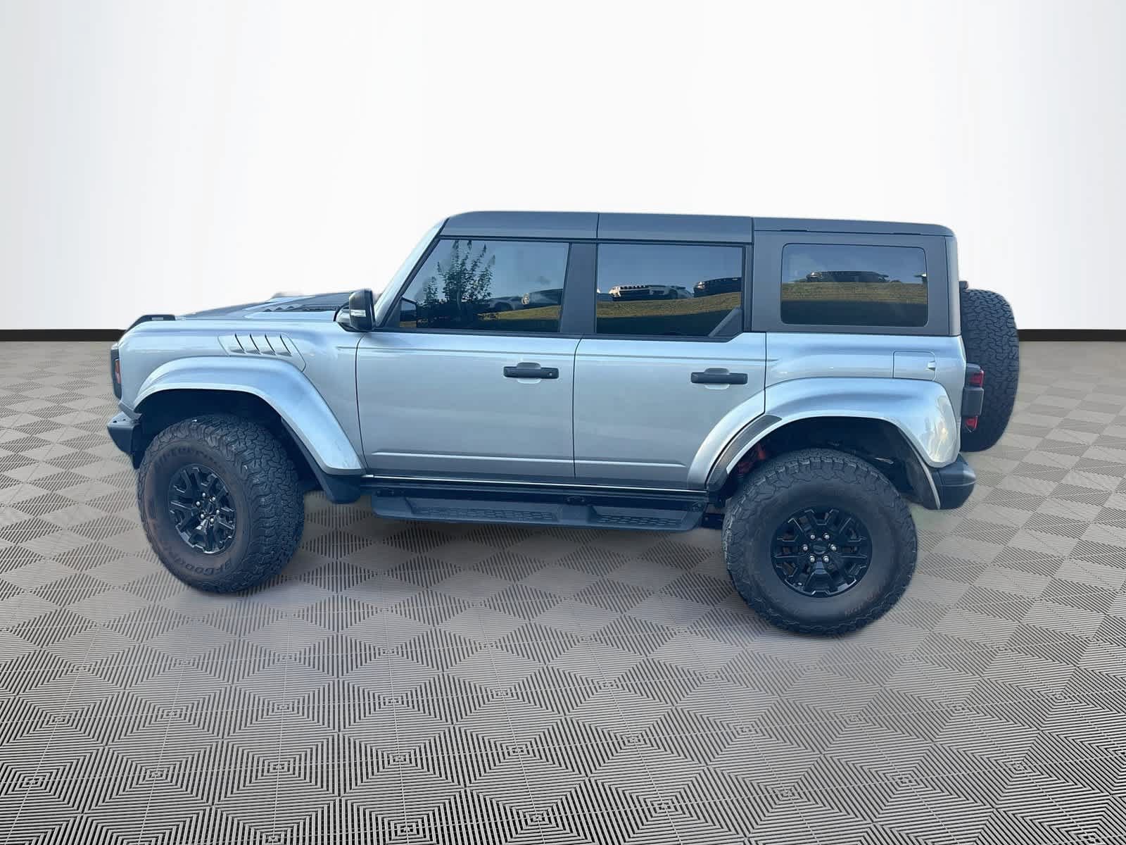 Used 2024 Ford Bronco Raptor AWD/4WD image 8