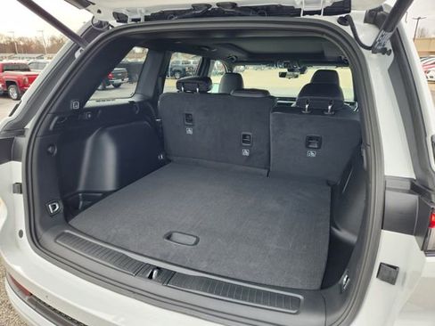 New 2026 Jeep Grand Cherokee Limited AWD/4WD image 6