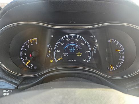 Used 2019 Jeep Grand Cherokee High Altitude image 14