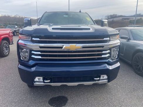 Used 2023 Chevrolet Silverado 2500 High Country image 12