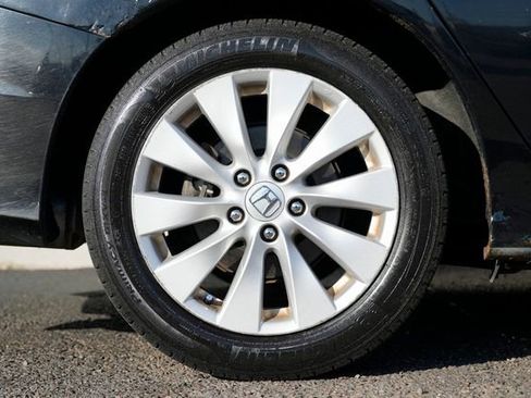 Used 2015 Honda Accord Touring image 11