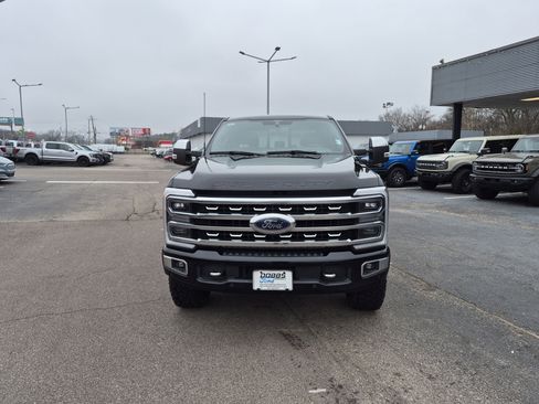 Used 2024 Ford F250 Platinum w/ Tremor Off-Road Package image 3