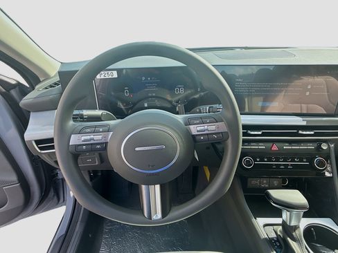 New 2026 Hyundai Sonata SE FWD image 8