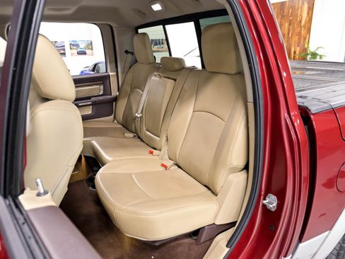 Used 2014 RAM 1500 Laramie w/ Convenience Group RWD image 13