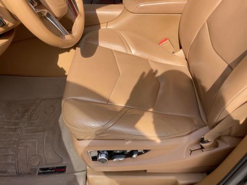 Used 2016 Cadillac Escalade Platinum image 13