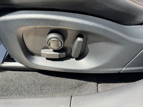 Used 2017 Jaguar F-PACE Prestige image 13