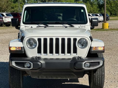 Used 2023 Jeep Wrangler Unlimited Sahara w/ Cold Weather Group AWD/4WD image 2
