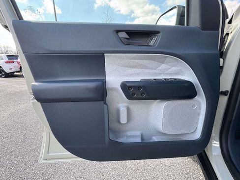 Used 2024 Ford Maverick XLT image 27