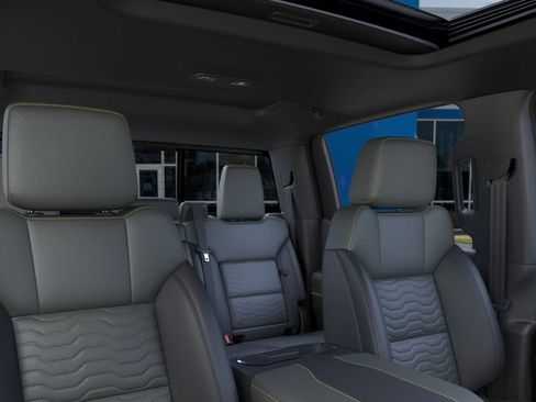 New 2026 Chevrolet Silverado 1500 ZR2 w/ LPO, Dark Essentials Package AWD/4WD image 24
