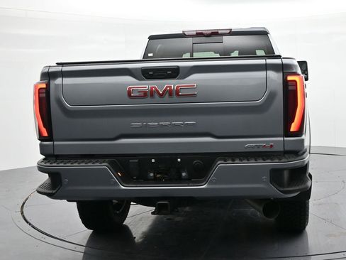 Used 2024 GMC Sierra 2500 AT4 w/ AT4 Premium Plus Package image 7
