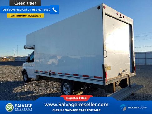 Used 2022 GMC Savana 3500 w/ Driver Convenience Package RWD image 3