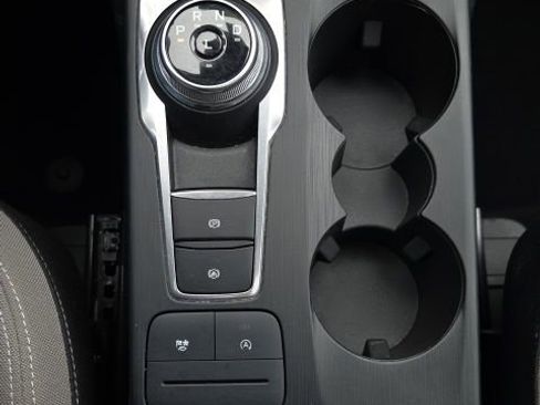 Used 2022 Ford Escape SE w/ SE Sport Appearance Package image 35