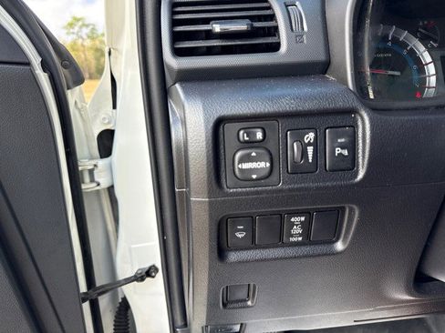 Used 2016 Toyota 4Runner SR5 image 20