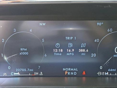Used 2024 Lincoln Navigator Reserve AWD/4WD image 8