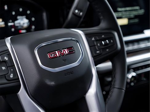 New 2026 GMC Sierra 1500 Elevation image 13