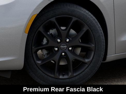 New 2026 Chrysler Pacifica Select image 8