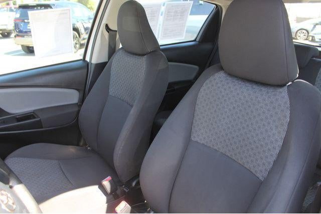 Used 2016 Toyota Yaris L FWD image 12