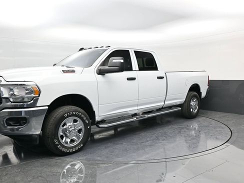 Used 2023 RAM 3500 Tradesman image 3