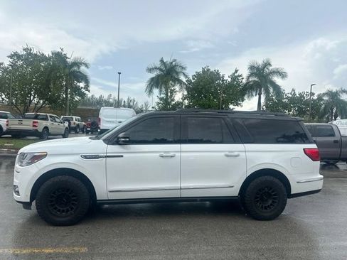 Used 2021 Lincoln Navigator L Black Label w/ Cargo Convenience Package AWD/4WD image 2