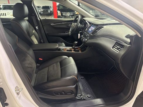 Used 2014 Chevrolet Impala LT w/ Premium Seating Package image 39