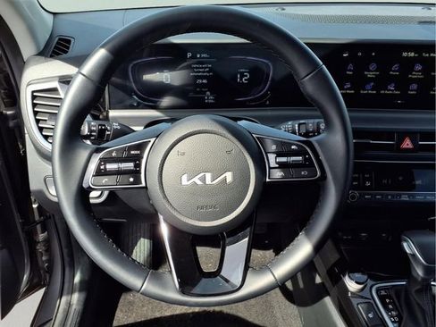 New 2026 Kia Seltos S AWD/4WD image 8