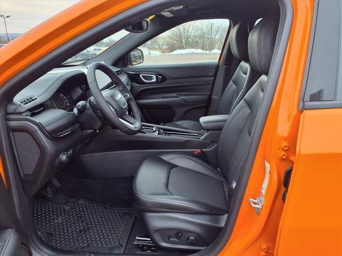 New 2026 Jeep Compass Latitude AWD/4WD image 13