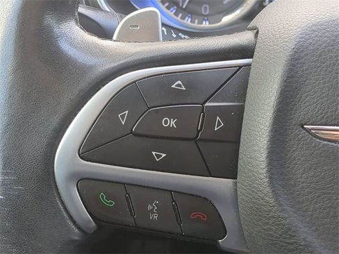 Used 2016 Chrysler 200 C image 27