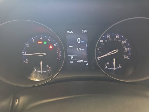 Used 2021 Toyota C-HR Limited FWD image 18