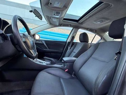 Used 2010 MAZDA MAZDA3 i Touring image 13