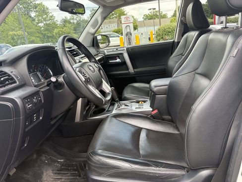 Used 2019 Toyota 4Runner Limited AWD/4WD image 10