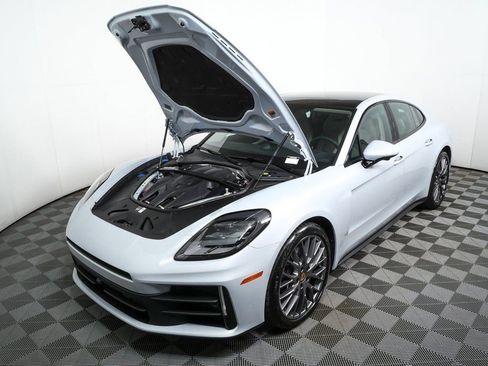 New 2026 Porsche Panamera RWD image 35