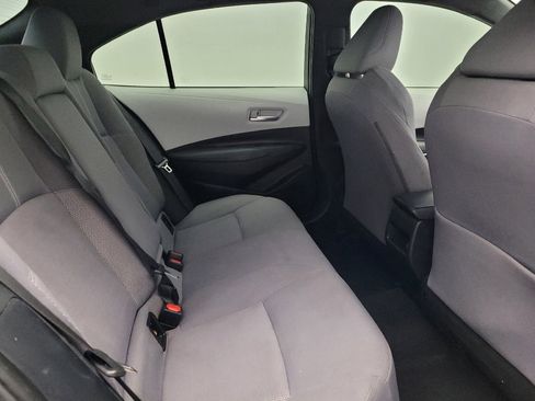 Used 2021 Toyota Corolla SE image 19