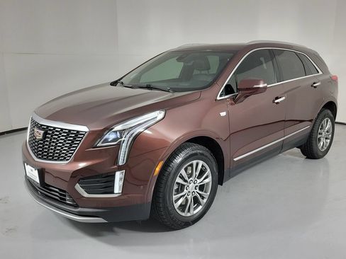 Used 2023 Cadillac XT5 Premium Luxury w/ Technology Package FWD image 1