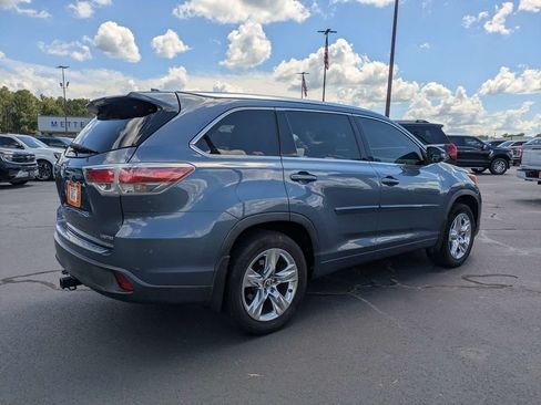 Used 2016 Toyota Highlander Limited FWD image 4