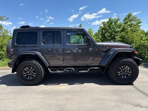 Used 2026 Jeep Wrangler Unlimited Rubicon AWD/4WD image 8