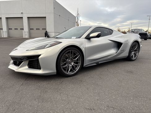 Used 2023 Chevrolet Corvette Z06 w/ Battery Protection Package image 5