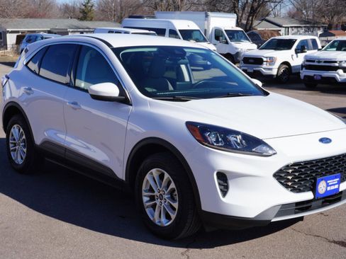 Used 2021 Ford Escape SE image 7