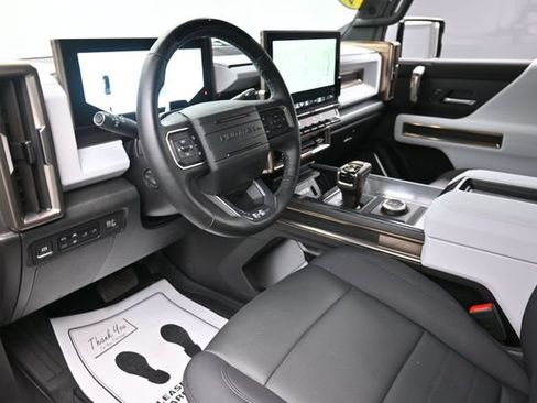 Used 2025 GMC Hummer EV 3X AWD/4WD image 18